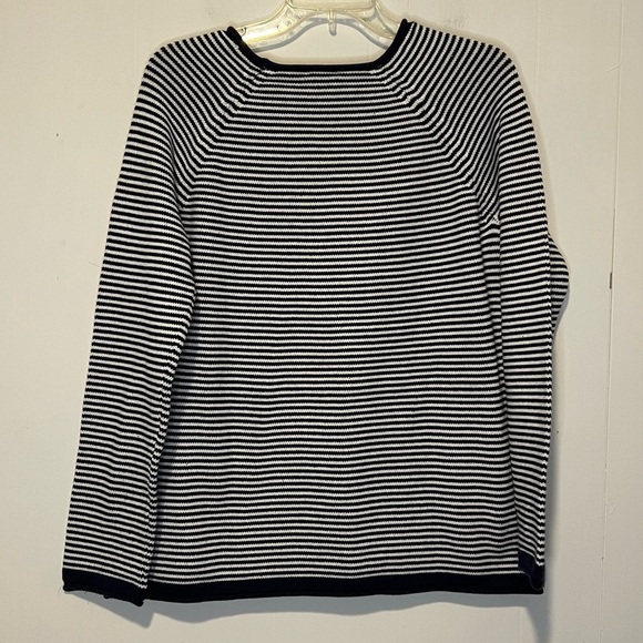 Eddie Bauer Blue and White Striped Pullover Womens Sweater K - Picture 2 of 4